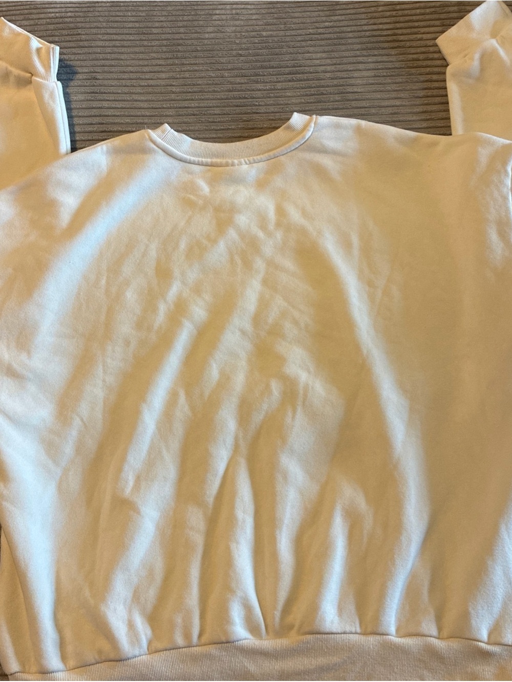 Women's Universal Monsters Graphic Sweatshirt Off-White Dracula Frankenstein XL - Picture 8 of 10